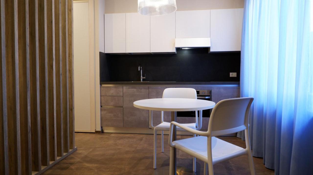Pianomare Riviera Apartments And Rooms Imperia Dış mekan fotoğraf