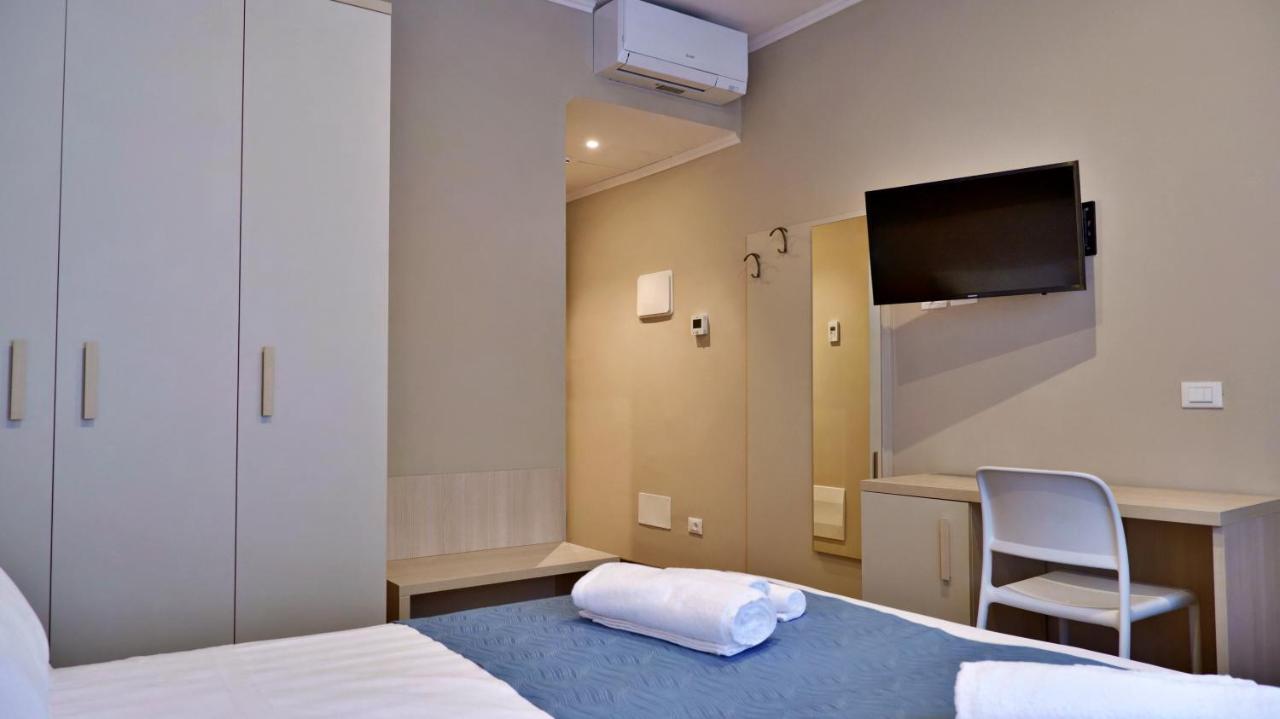 Pianomare Riviera Apartments And Rooms Imperia Dış mekan fotoğraf