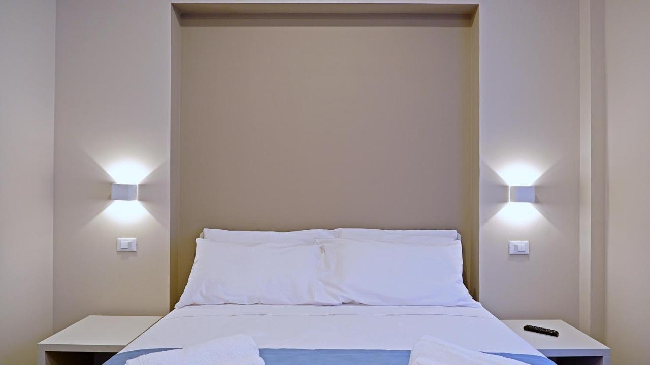 Pianomare Riviera Apartments And Rooms Imperia Dış mekan fotoğraf