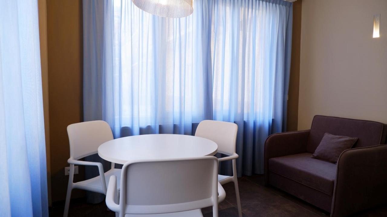Pianomare Riviera Apartments And Rooms Imperia Dış mekan fotoğraf
