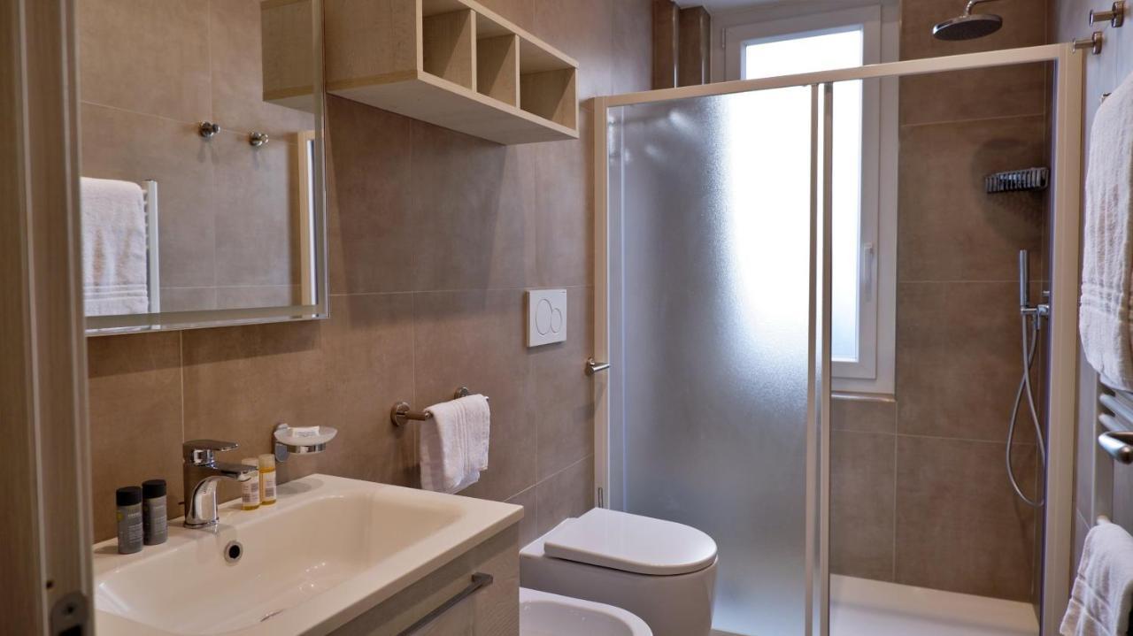 Pianomare Riviera Apartments And Rooms Imperia Dış mekan fotoğraf