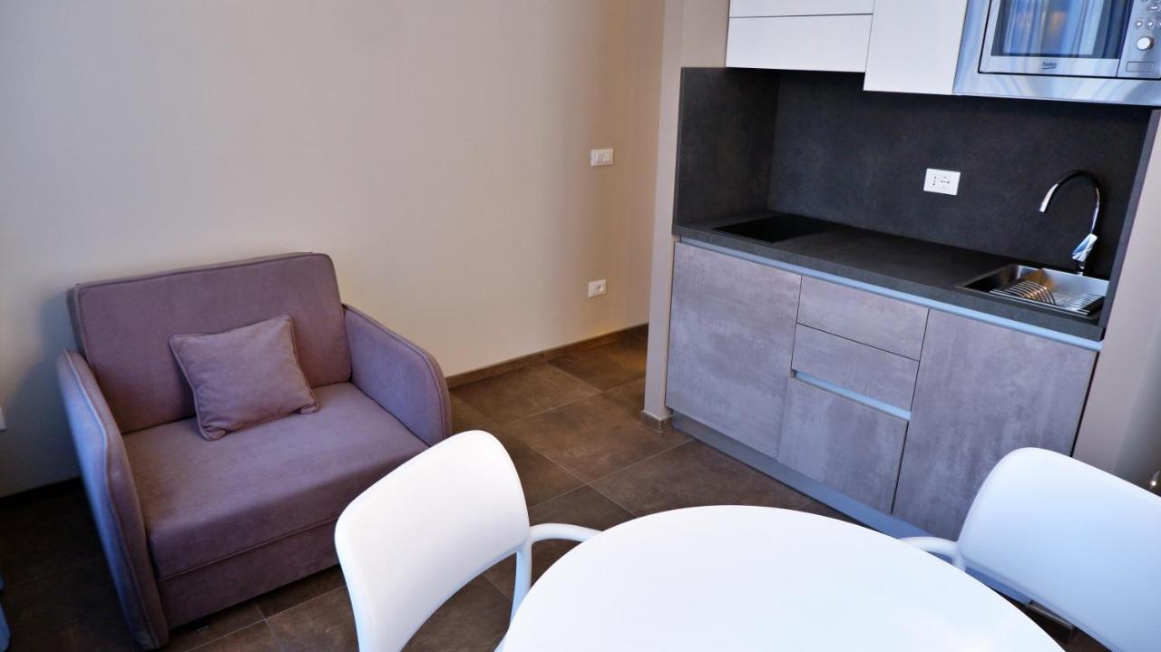 Pianomare Riviera Apartments And Rooms Imperia Dış mekan fotoğraf
